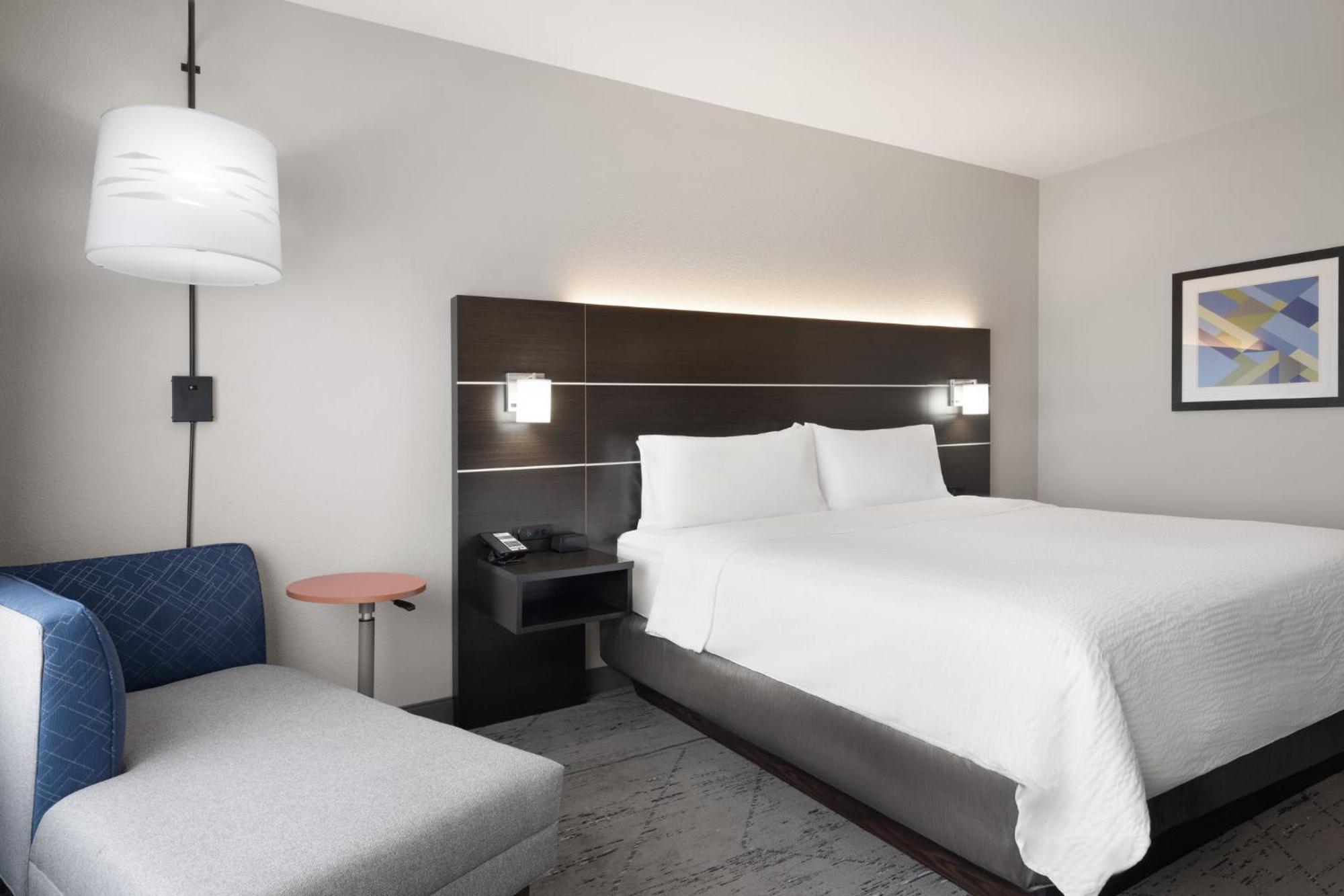 Holiday Inn Express & Suites West Memphis By Ihg Exterior photo