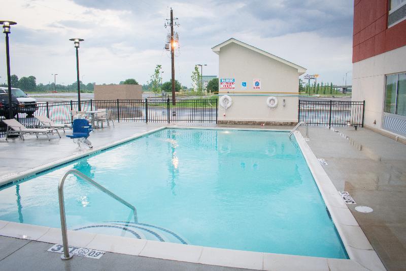 Holiday Inn Express & Suites West Memphis By Ihg Exterior photo